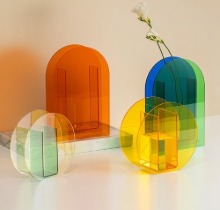 designer acryl vase